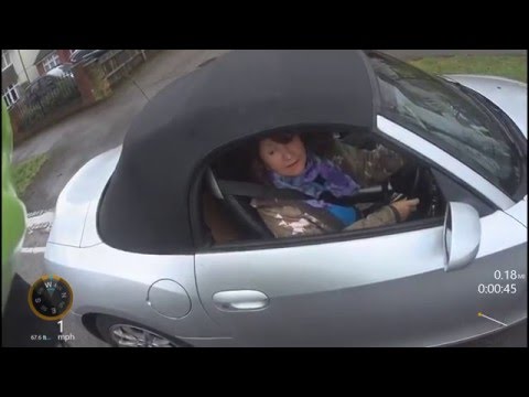 Close Pass BMW Molesey (GP04 GVE)