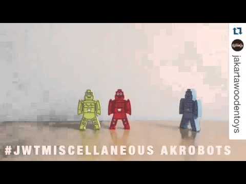 AKROBOTS 8'S - ATHAM TOYS