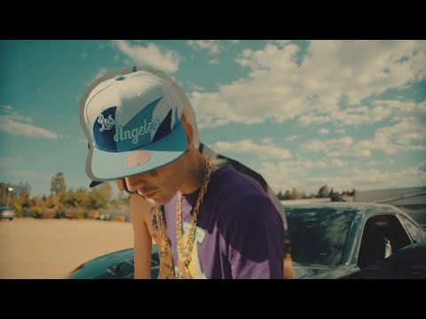 MARCIANEKE - Calle y Pistola (Video oficial)