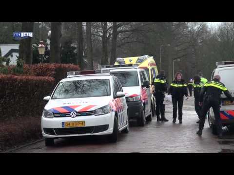 Bloedende man gevonden achter huis aan Hagenvoorderdijk in Schalkhaar