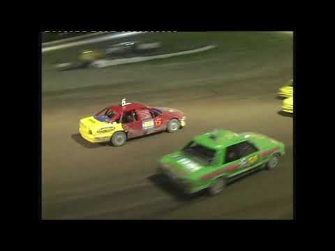 Street Sedans: Div 2 - A-Main - Gympie Speedway - 03.03.2007