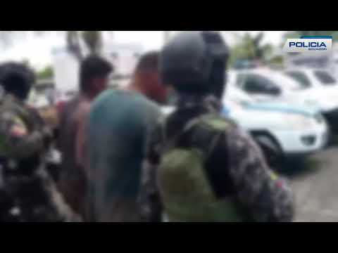 CHECHENOS DETENIDOS POR LA POLICÍA NACIONAL DEL ECUADOR ACANTONADA EN ELOY ALFARO ESMERALDAS 