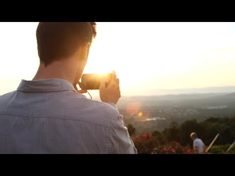 Why Charlottesville: UVA Darden Students Take in Sunsets, Music and Mountains