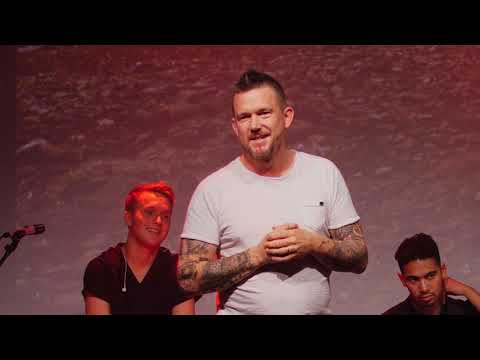 Theatertour Johnny de Mol - Hier is de Mol!