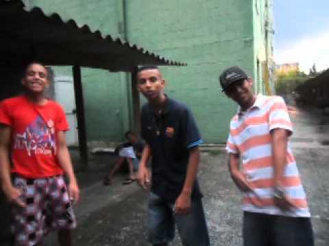 MC TAIOBA E DI E MC B.Á - MEDLEY 2012 $