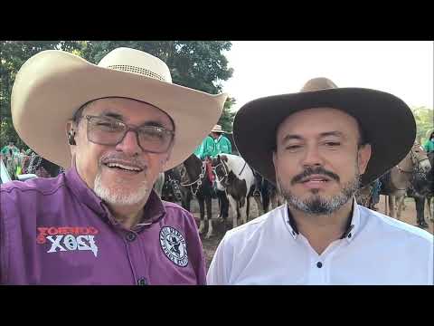 Sandoval Cardoso enaltece cultura e tradição sertaneja durante cavalgada em Juarina