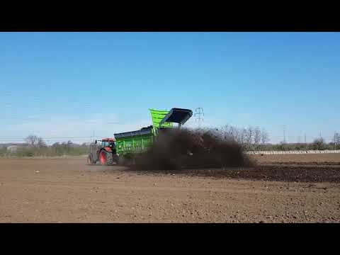 Rozmetadlo UNIA   TYTAN