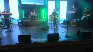 Peter Mitchell live at The Barnyard Theatre