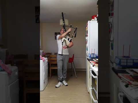 Daily tune challenge on pipes - Scotland the Brave & Black Bear