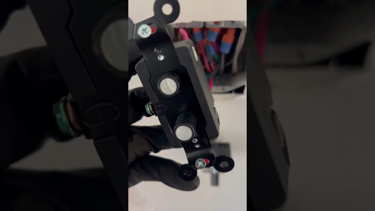 Historic push-button switch remake