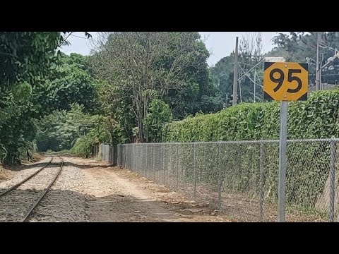 Trecho da Bitolinha 0,76cm | EFOM - E. F. Oeste de Minas ( Reta do km 95 )
