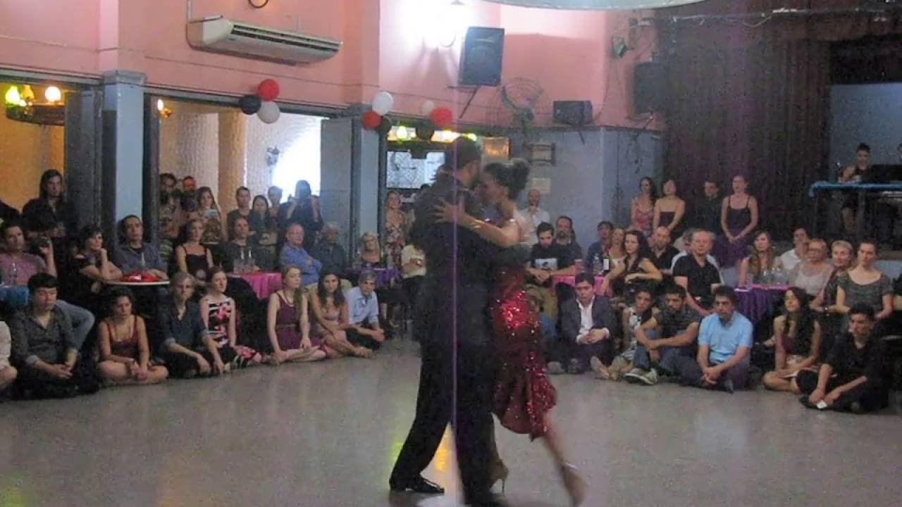 ROBERTO ZUCCARINO y MAGDALENA VALDEZ en Viva La Pepa Milonga 2016 (2/4)