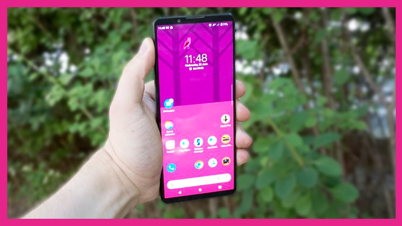 Sony Xperia 1 IV Review | Great... if you can see past some flaws - YouTube