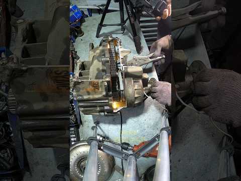 how the transfer case works from the inside #shorts