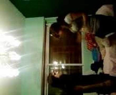 peqenio pony en ingles :3 clover y cartero