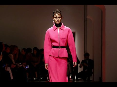 Iceberg | Fall Winter 2016/2017 Full Fashion Show | Exclusive