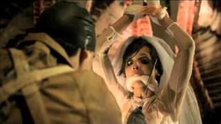 LUNA DI MIELE, LUNA DI SANGUE VII ::: Por PACO PLAZA