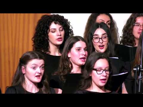 S-a nascut azi - Corul Universității Adventus ft. Corul Amicus Bucuresti