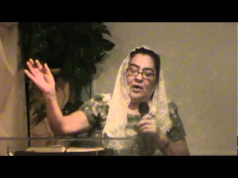 Predicando Hna. Margot Moran , Servicio de Damas 09/17/10