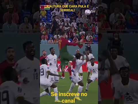 POR ISSO ELE É O MELHOR CABECEADOR DA HISTÓRIA! #shorts #cristianoronaldo #futebol