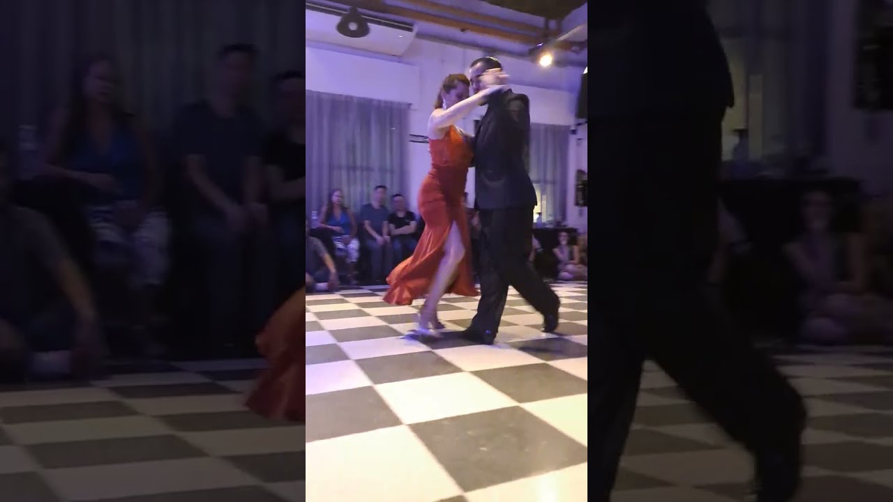 Mara Oviedo y Sebastián Fernández - Lejos de ti (4/4)