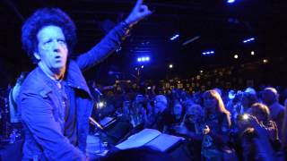 Love is a Train by Willie Nile @ the Stone Pony