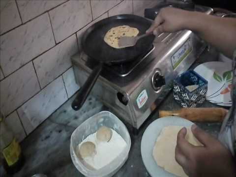 download lagu mp3 mp4 Roti Bhujia, download lagu Roti Bhujia gratis, unduh video klip Roti Bhujia