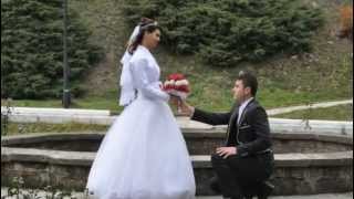 preview picture of video 'Videoclip nunta Irina si Lucian Moinesti noiembrie 2012'