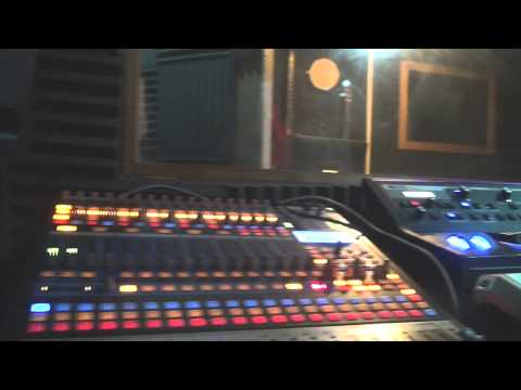 Samurai Sound - Studio Sessions 002 : Sh?M (Show Them Agency)