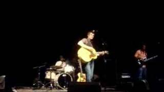 Tyler Hilton CMU- Ain't a Thing