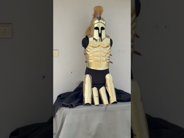 Vídeo relacionado con Greek Corinthian Helmet Ancient Medieval Armor Knight Spartan Replica Helmet