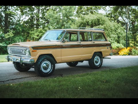 1976 Jeep Wagoneer Custom by Evolution Street & Trail