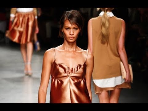 N°21 Spring Summer 2012 Milan - Fashion Channel