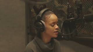 Exclusive: Rihanna in the studio recording «Close to You» (2015)