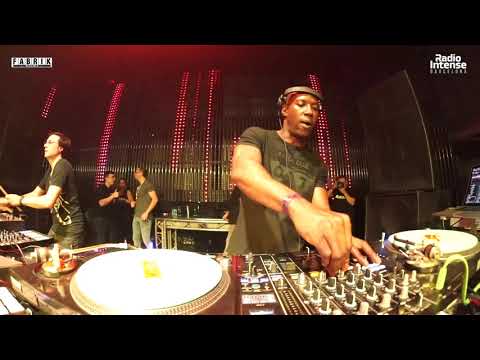 DJ Murphy & Eric Sneo Merge 001