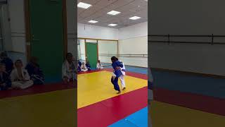 Download lagu When little twins fight – Judo Gets Intense! mp3