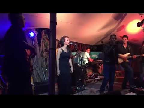 Zulu live au Big Willy's par Live Top Crew