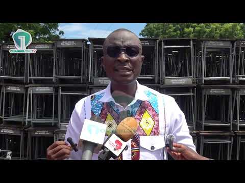Dr Sheriff Abdul Khaliq Supports Schools With 1,600 Desks