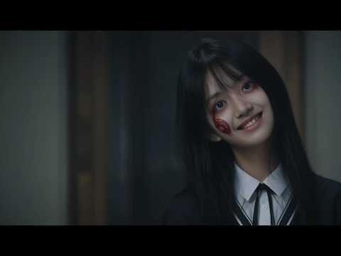 عين شيطانية بتسيطر على البشر! 👁️ وبتقود العالم للهلاك | ملخص فيلم الرعب The 8th Night (2021)