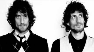 TANGARINE, WALKING ON A DEAD END STREET.