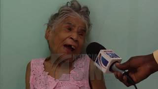 Mujer propina siete puñaladas a su ex suegra de 65 años