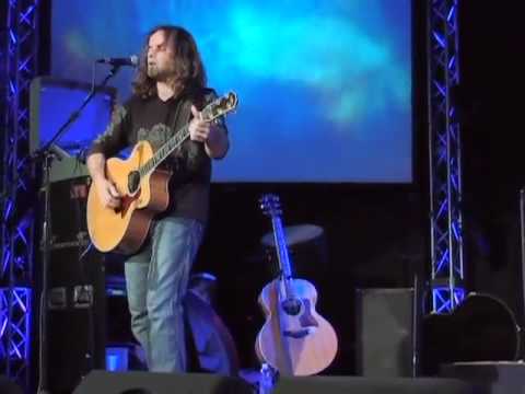 MICHAEL KELSEY / While My Guitar Gently Weeps / C2G Music Hall