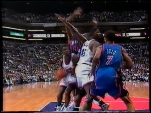 J.R. Reid Knocks Out A.C. Green's Teeth (1996)