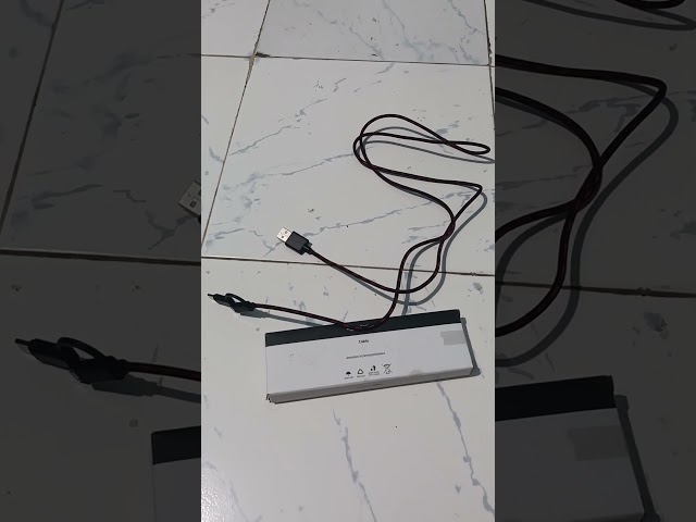 Vídeo relacionado con Amazon Basics Cable USB-C a USB-A 3.1 Gen 2 de nailon trenzado doble (certificado USB-IF), admite alta transferencia de datos de hasta 10 Gbps, 0.9 m/3 pies, Gris oscuro
