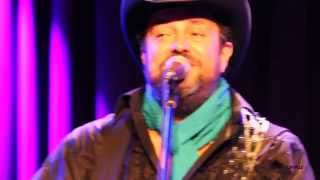 The Mavericks - Foolish Heart / Out The Door