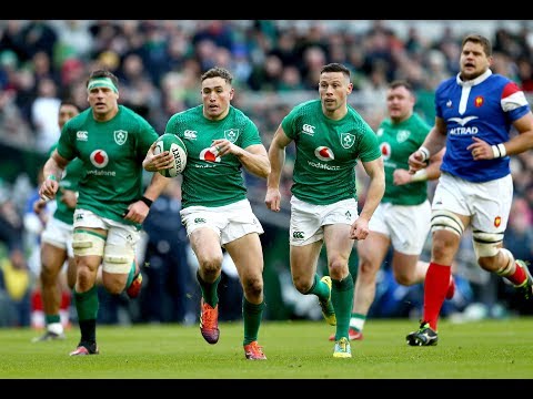 Larmour nearly scores after slicing through the French defence! | Guinness Six Nations