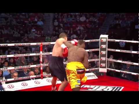 La série de boxe GYM Rapides et dangereux Adonis Stevenson vs Noe Gonzalez sur Indigo