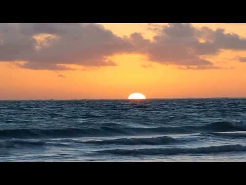 Пунта-Кана,рассвет на пляже ,ноябрь