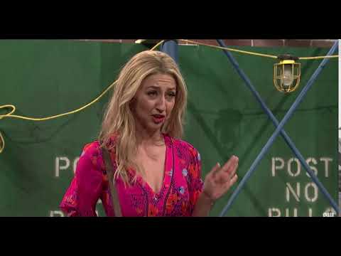 Heidi Gardner SNL Construction Skit