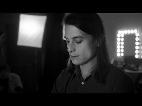 download lagu mp3 mp4 Elliot Maginot, download lagu Elliot Maginot gratis, unduh video klip Elliot Maginot